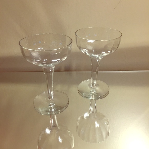 2 Vintage champagne coupes